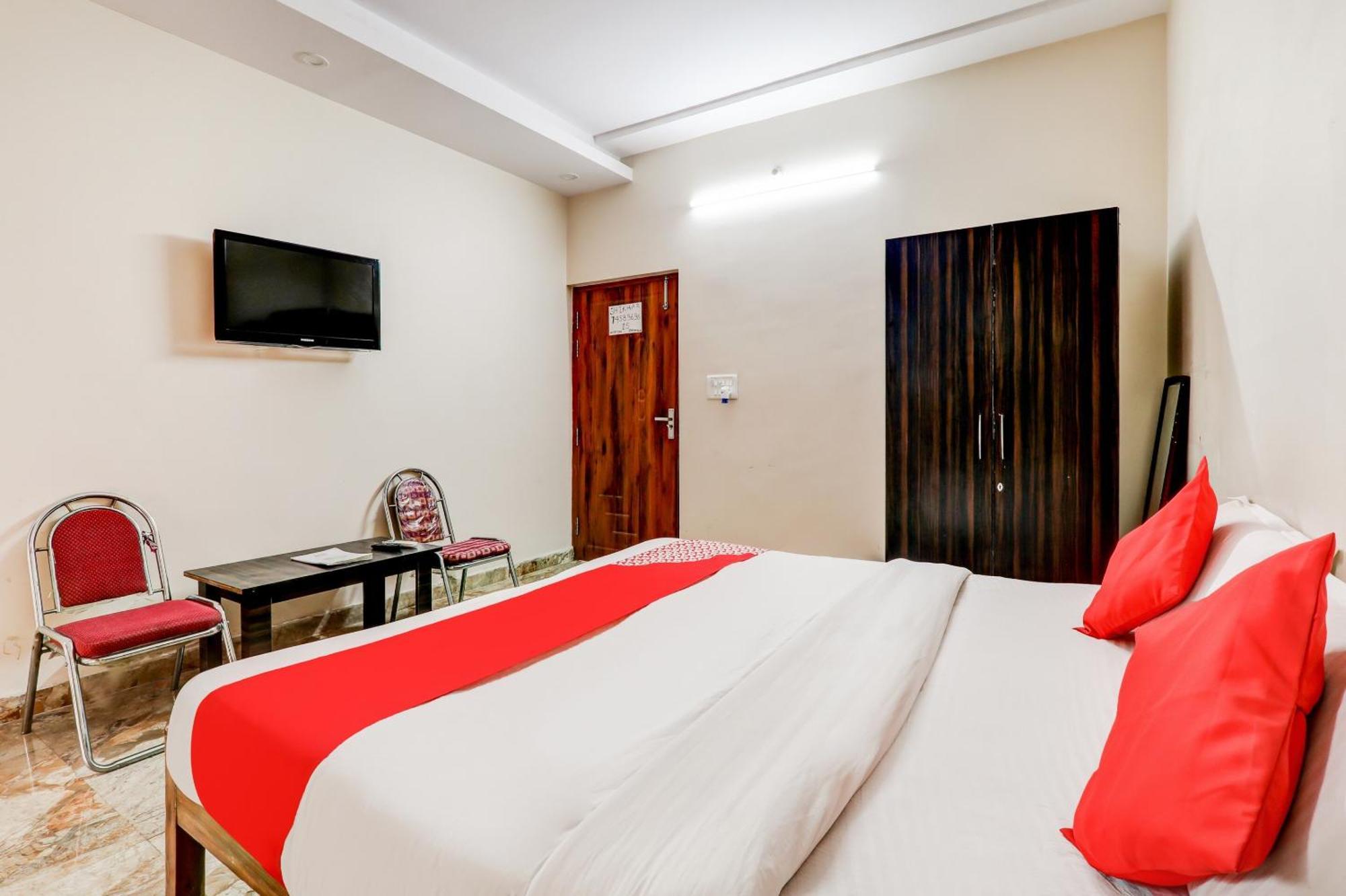 Hotel Oyo Flagship Raghuvar Palace Lucknow Exterior foto